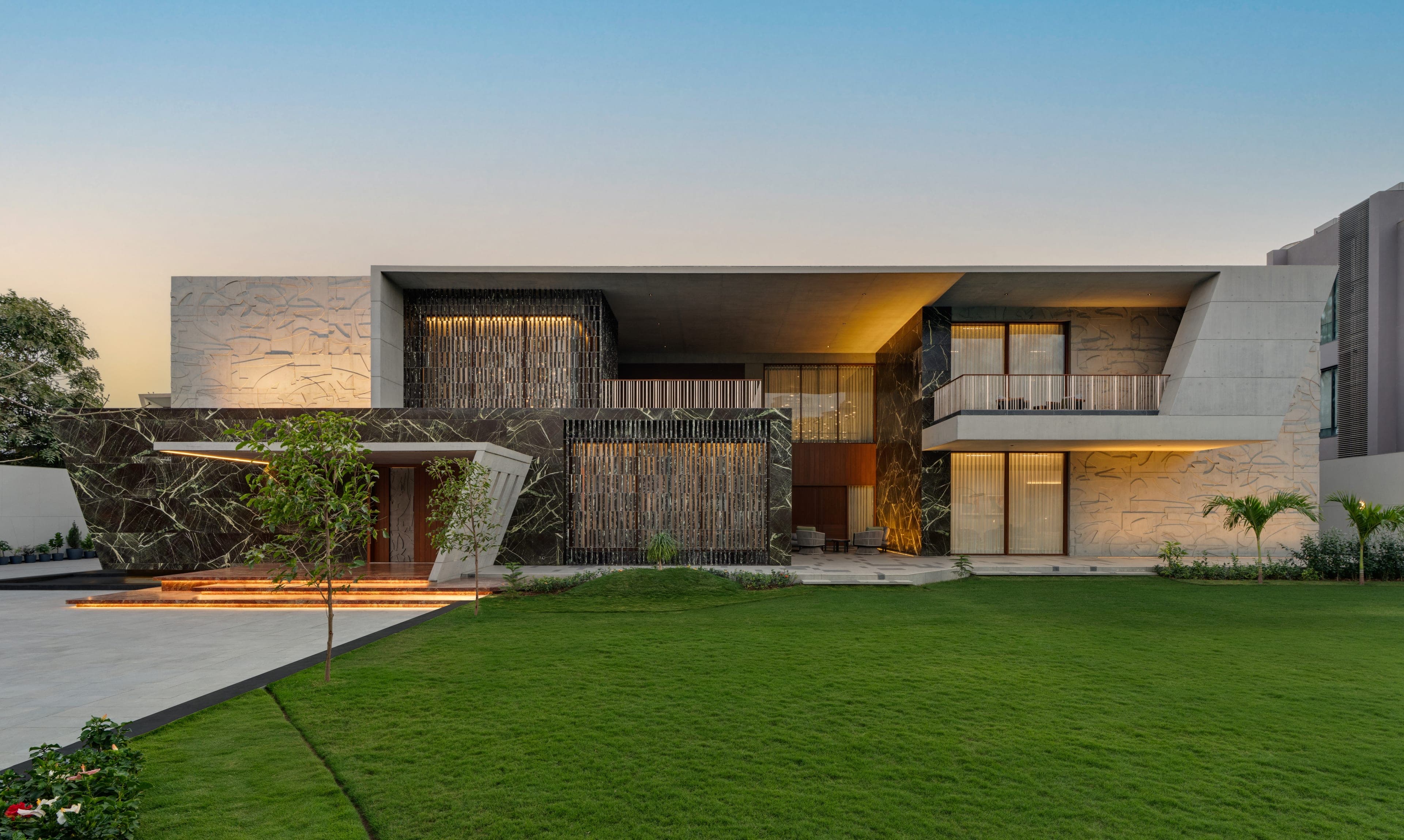 Kameshwar Omkar Residence — exterior dusk 01