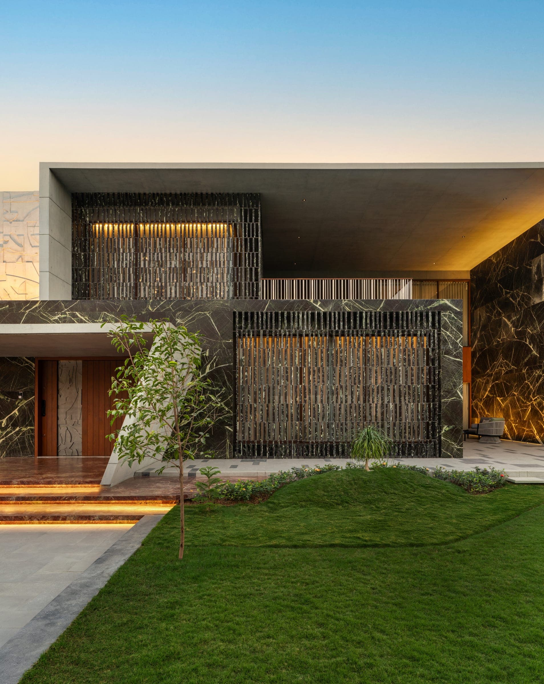 Kameshwar Omkar Residence — exterior dusk 03