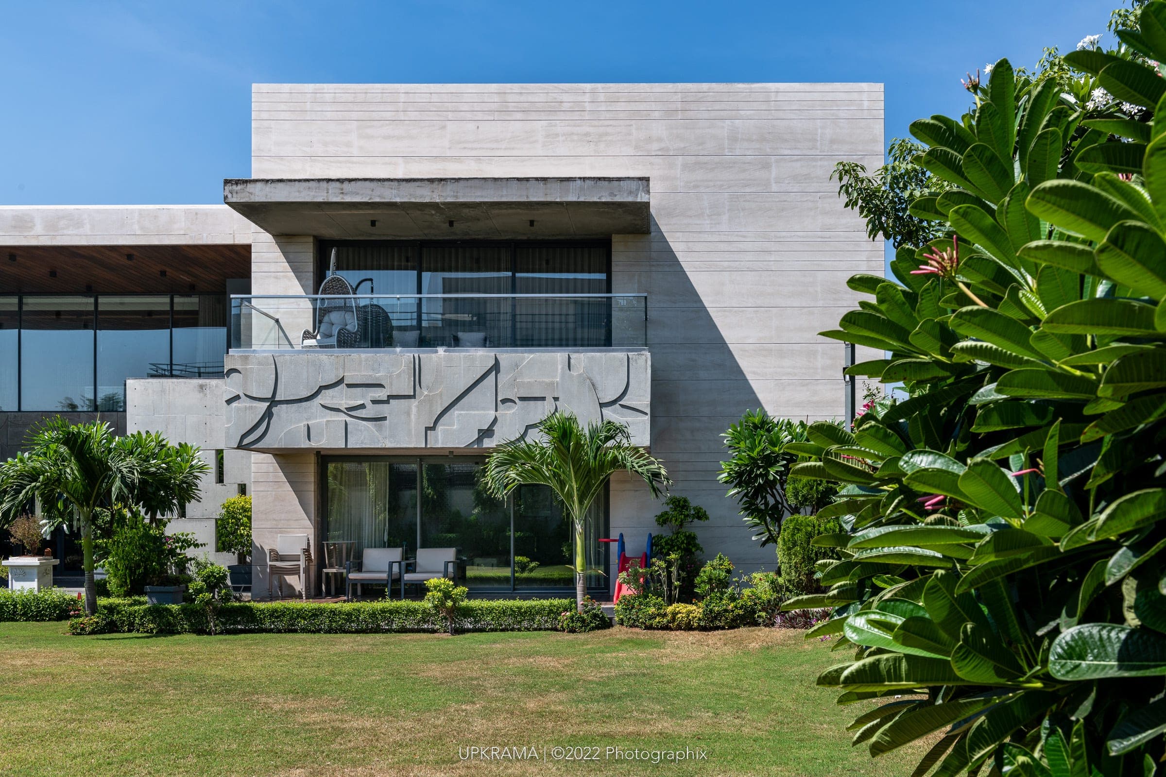 Balubhai Agarwal Residence — prjia02 exterior day 04