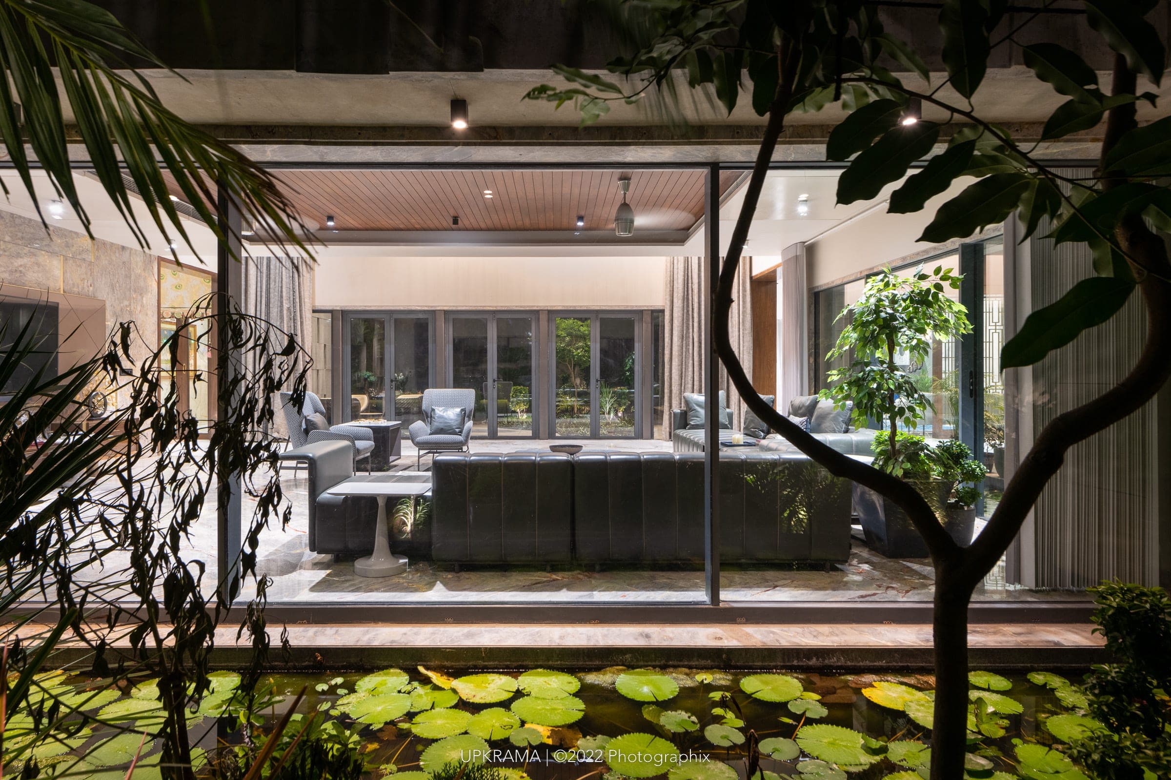 Balubhai Agarwal Residence — prjia02 interior night 01